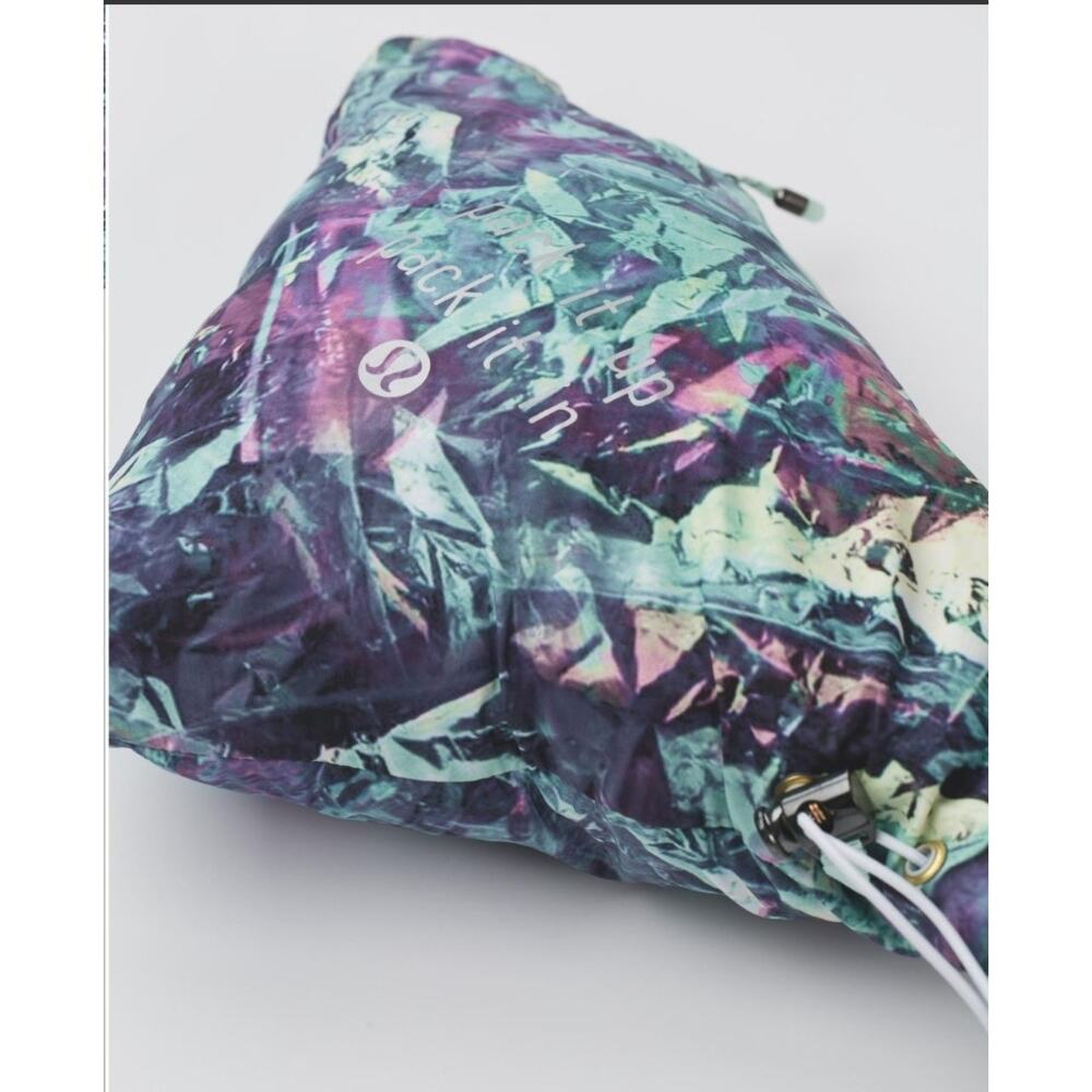 Lululemon Miss Misty II Jacket Packable Iridescent Weather Resistant Windbreaker - Picture 8 of 8